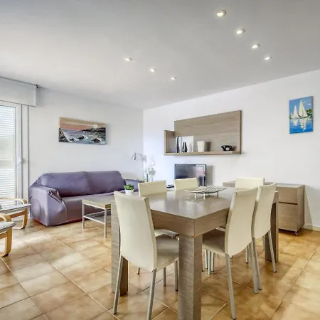 Platja De Roses-1 By Interhome *